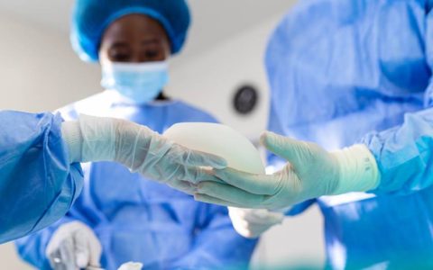 Ile trwa specjalizacja z chirurgii plastycznej?